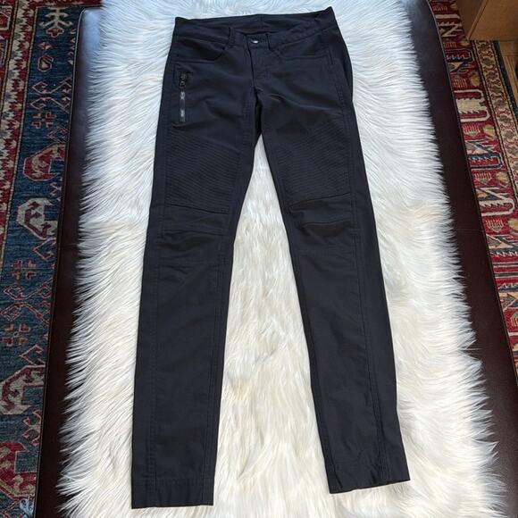 lululemon athletica Pants - Lululemon Black Bust A Move Skinny Moto Pants